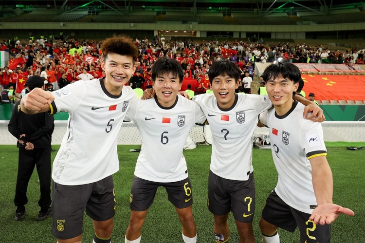 哈塞尔巴因克：切尔西进球不足，阵容调整应以追求更多进球为目标