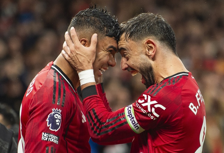 东体：李圣龙并非没有其他选择，但最终选择留在海港去B队踢球