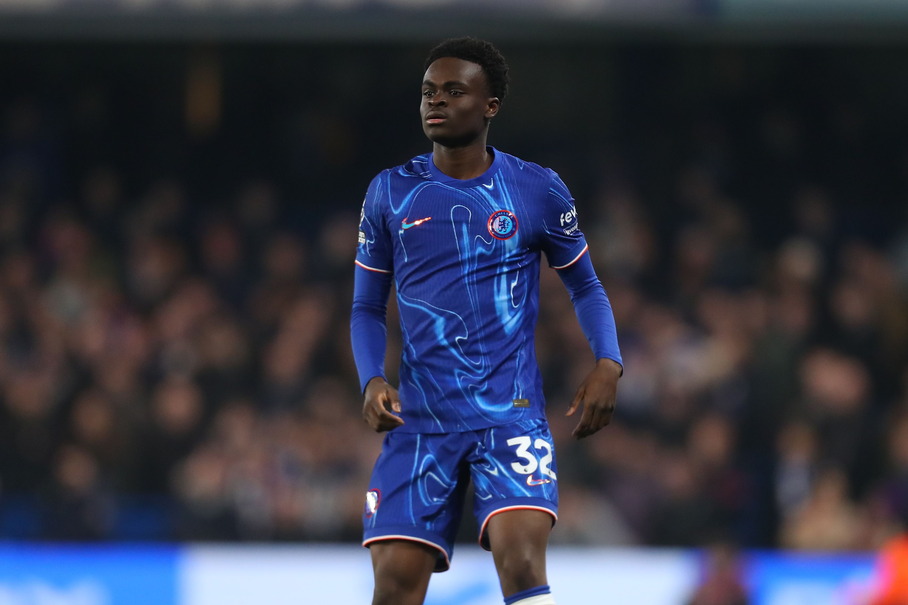 东体：李圣龙并非没有其他选择，但最终选择留在海港去B队踢球